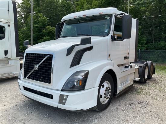 2016 VOLVO VNL64T300 Serial Number: 4V4NC9EH4GN955739