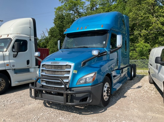 2019 FREIGHTLINER CASCADIA Serial Number: 1FUJHHDR6KLKG4544