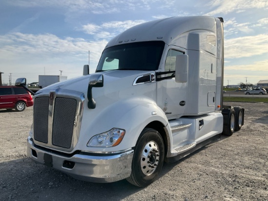 2020 KENWORTH T680 Serial Number: 1XKYD49X9LJ301769