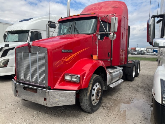 2013 KENWORTH T800 Serial Number: 1XKDD40X5DJ369029