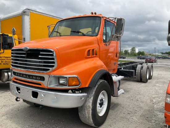 2005 STERLING LT9500 Serial Number: 5AN65210