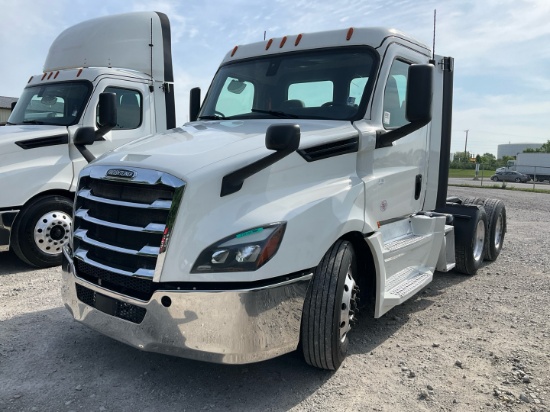2019 FREIGHTLINER CASCADIA Serial Number: 1FUJHLDRXKLKW2366
