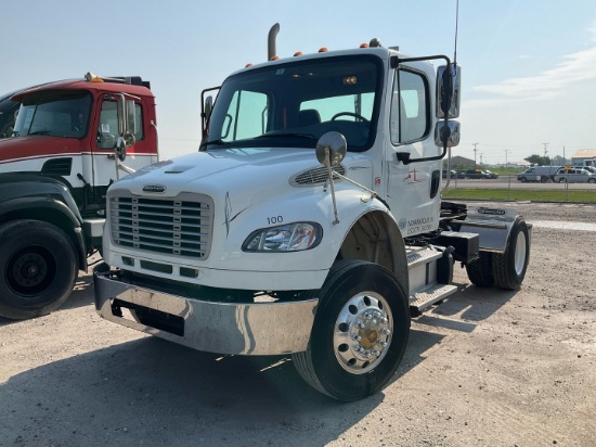 2013 FREIGHTLINER M2 Serial Number: 1FUBCYBS1DDFD8578