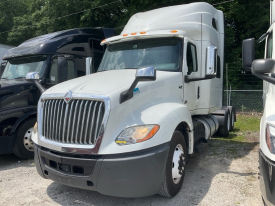 2019 INTERNATIONAL LT Serial Number: 3HSDZAPR0KN316324