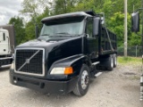 2005 VOLVO VNM Serial Number: 4V4MC9GF25N392744