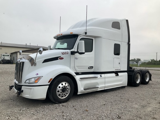 2022 PETERBILT 579 Serial Number: 1XPBD49XXND811002