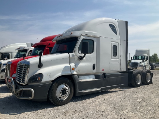 2016 FREIGHTLINER CASCADIA Serial Number: 3AKJGLD54GSGU1619