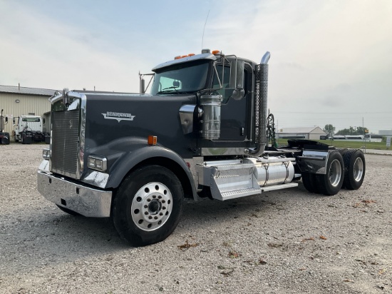2015 KENWORTH W900 Serial Number: 1XKWD49X6FJ440270
