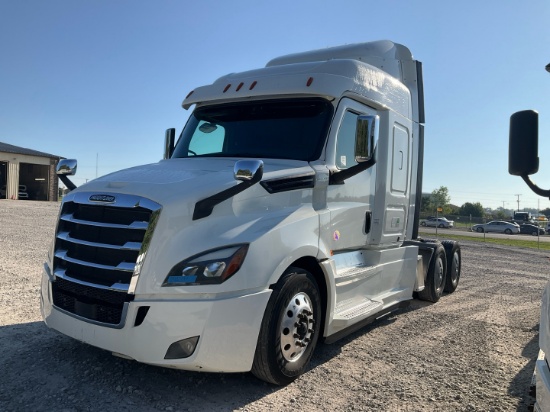 2020 FREIGHTLINER CASCADIA Serial Number: 1FUJHHDR5LLLV5827