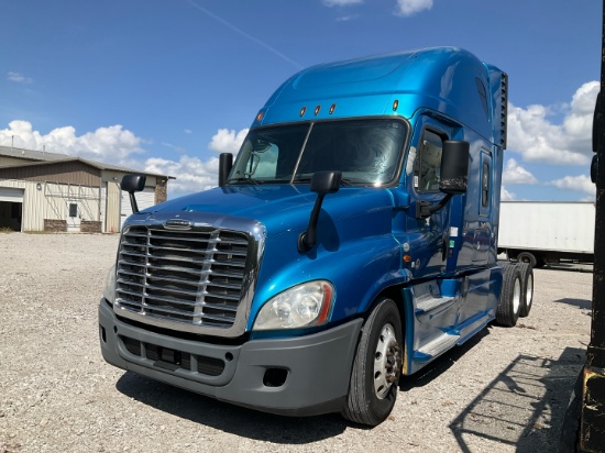 2018 FREIGHTLINER CASCADIA Serial Number: 3AKJGLDR0JSHU5356