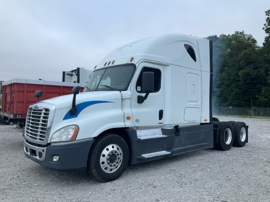 2016 FREIGHTLINER CASCADIA Serial Number: 3AKJGLD58GSHD2775