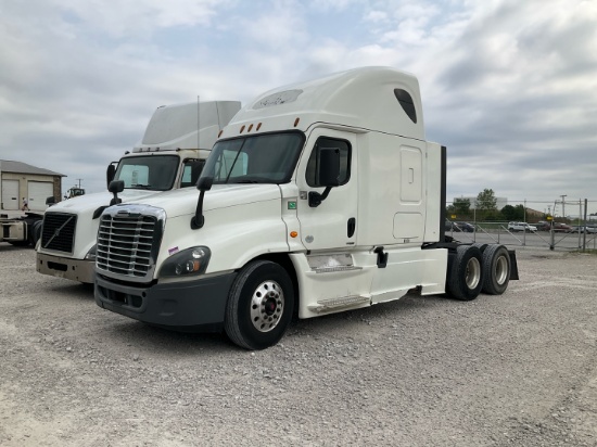 2016 FREIGHTLINER CASCADIA Serial Number: 3AKJGLD56GSGU5185