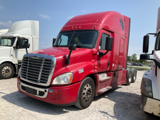 2015 FREIGHTLINER CASCADIA Serial Number: 3AKJGLD51FSGC9079