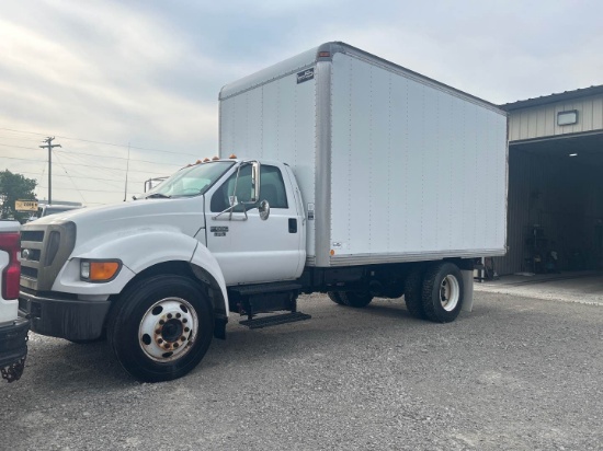 2004 FORD F650 SD XL Serial Number: 3FRNF65N14V667557