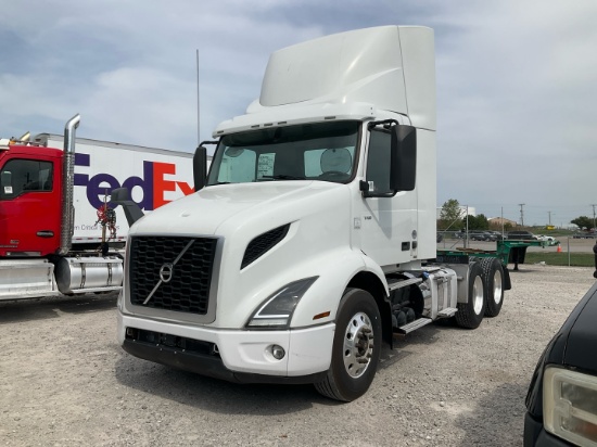 2020 VOLVO VNR64T200 Serial Number: 4V4WC9DG5LN249614