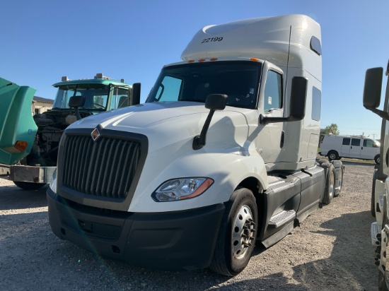 2022 INTERNATIONAL LT Serial Number: 3HSDZAPR3NN558383
