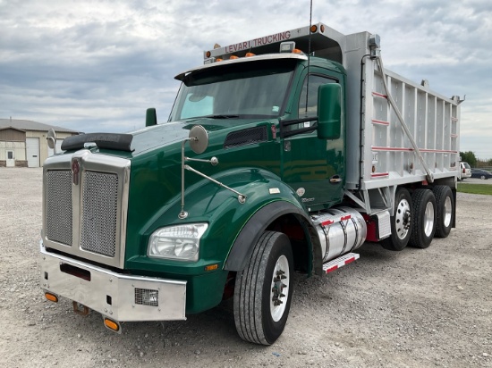 2016 KENWORTH T880 Serial Number: 1NKZXPTX7GJ105724
