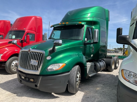 2019 INTERNATIONAL LT Serial Number: 3HSDZTZRXKN337335