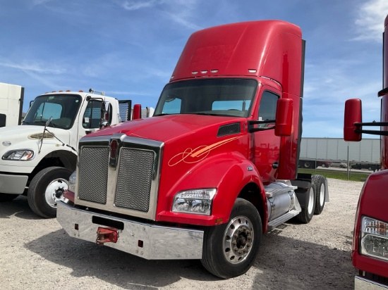 2018 KENWORTH T880 Serial Number: 1XKZD49X9JJ155133