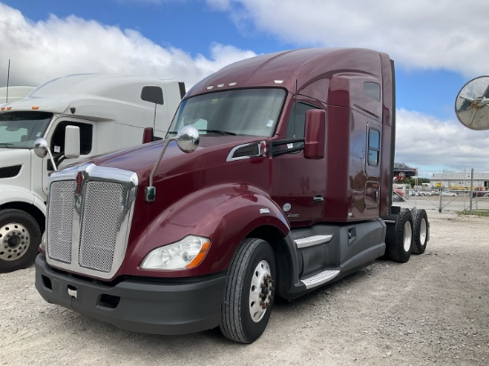 2014 KENWORTH T680 Serial Number: 1XKYDP9X2EJ391903