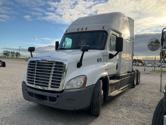 2016 FREIGHTLINER CASCADIA Serial Number: 1FUJGLD57GLGV0469