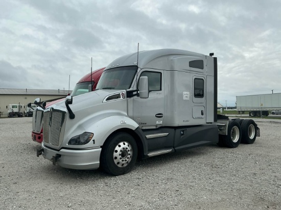 2020 KENWORTH T680 Serial Number: 1XKYDP9X4LJ425921