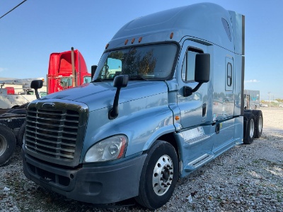 2015 FREIGHTLINER CASCADIA Serial Number: 3AKJGLD56FSGB8241