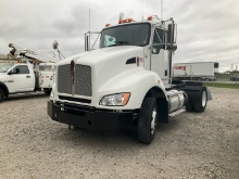 2015 KENWORTH T440 Serial Number: 1XKBAJ8X5FJ422415