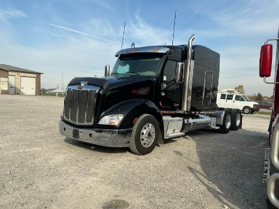 2019 PETERBILT 579 Serial Number: 1XPBD49X9KD231624