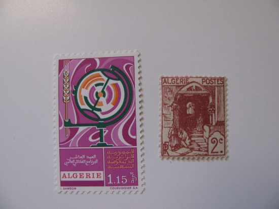 2 Algeria Unused  Stamp(s)