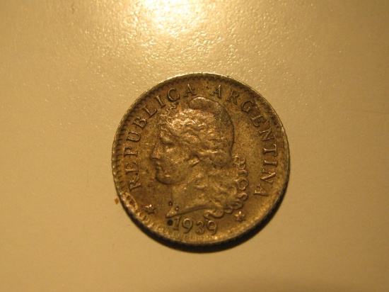 Foreign Coins: 1939 Argentina 5 5 Centavos