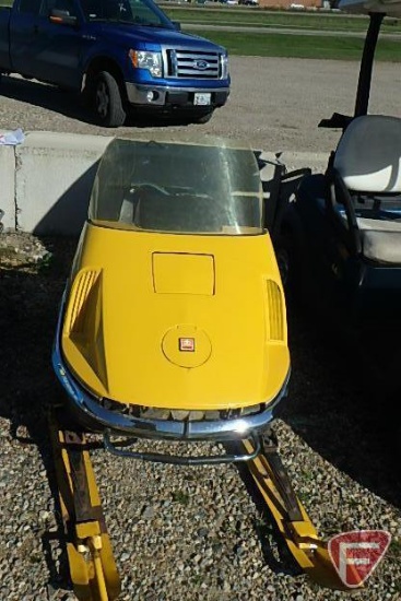 1971-72 Ski-Doo Nordic, 399cc, SN: 7120811953