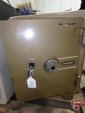 Large tan Sentry safe, fire class C, SN: 5812769, combination at front desk