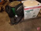 Luggable Loo Portable potty, Mens Sorel Winter boots size 11