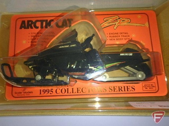 1995 Arctic Cat ZR diecast snowmobile