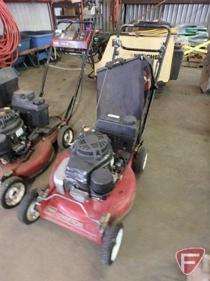 Toro Commercial 22in walk behind lawn mower with collection bag