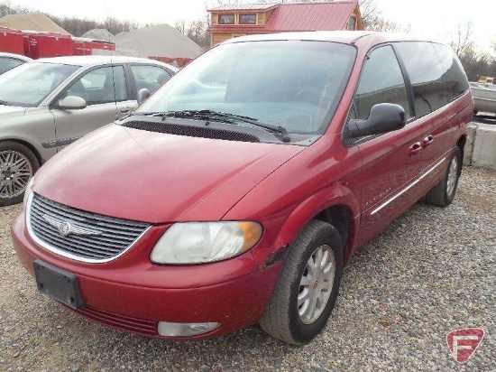 2001 Chrysler Town & Country Van, VIN # 2c8gp54l91r315297