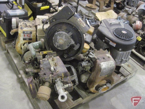 Pallet of small engines including B & S and others