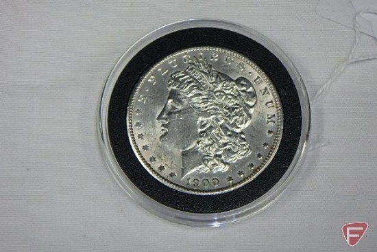 1900 unc Morgan silver dollar coin