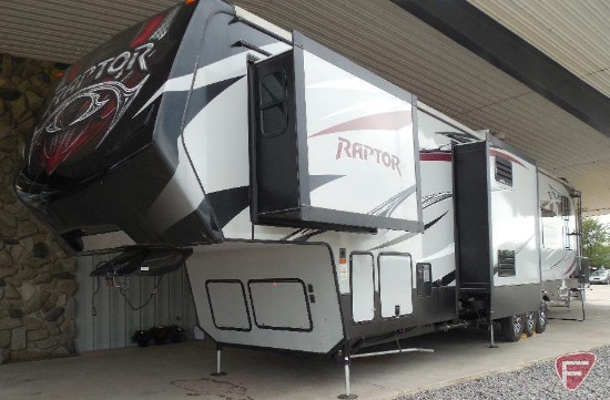 2016 Keystone RV Raptor / Carbon 5th Wheel Toy Hauler Trailer, VIN # 4ydf40533gr800179 Used 3 Times!