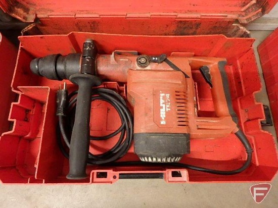 Hilit TE74 hammer drill, chisel and 1.25in drill bit