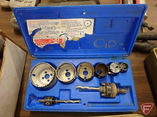 Electricians hole saw kit