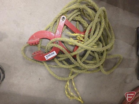 Pallet puller