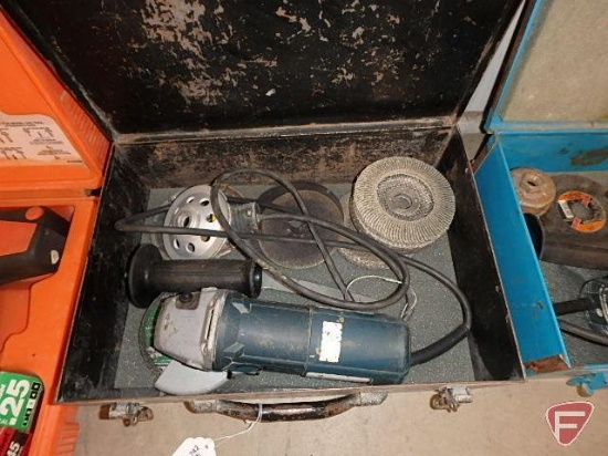 Bosch 4.5in angle grinder w/masonry cutoff and grinding, flap wheels