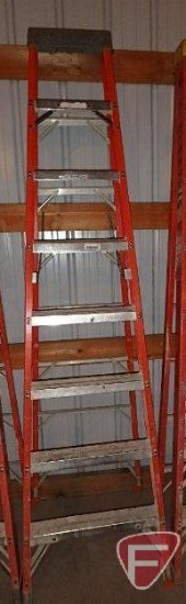8ft fiberglass step ladder 300lb capacity
