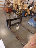 Universal quick attach 48in pallet forks