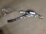 Cable hand puller