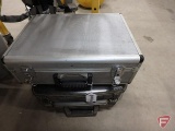2 empty cases