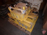 Portable load centers (spiders)