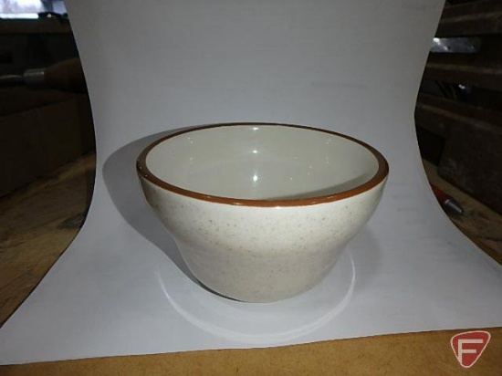 (62) 4oz soup cups